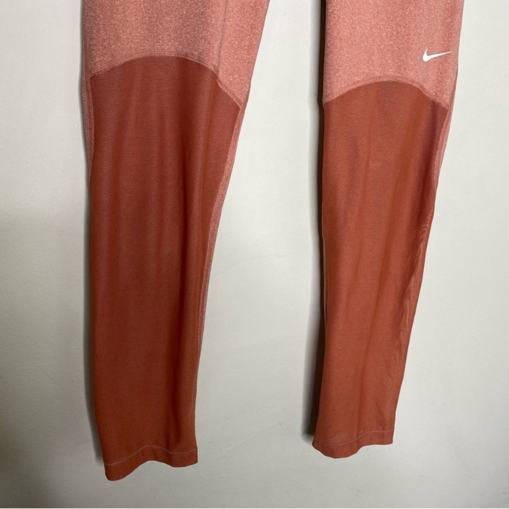 Nike Pro Dusty Peach Heathered 7/8 Tight Leggings Women's Size Medium - Picture 3 of 9